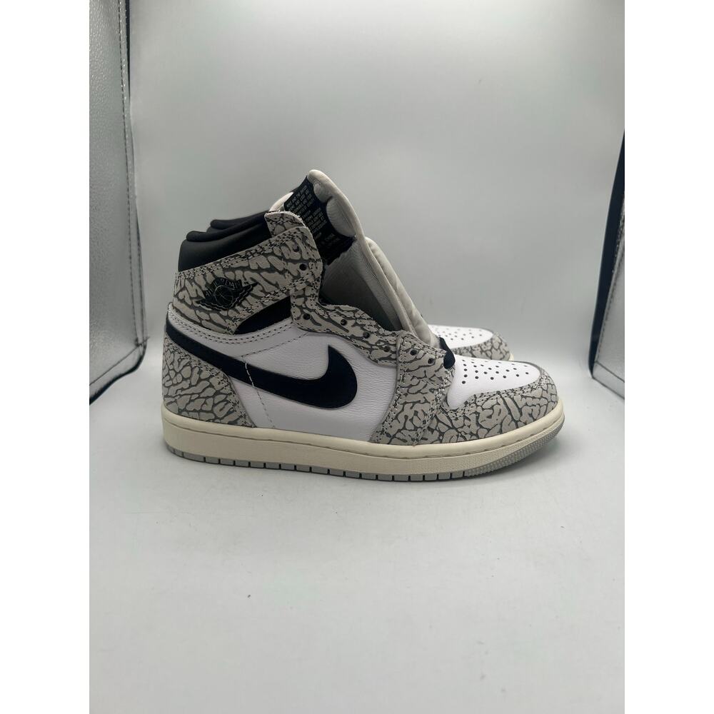 Air Jordan 1 Retro High OG “White Cement” size 3.5 mens/5 women’s - Picture 3 of 8